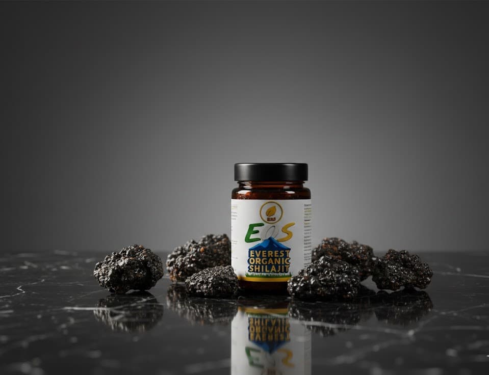 Pure Himalayan Shilajit resin texture